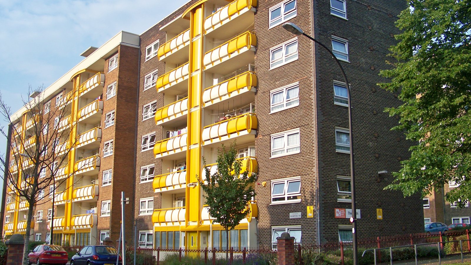 Realistic UK residential street and housing stock